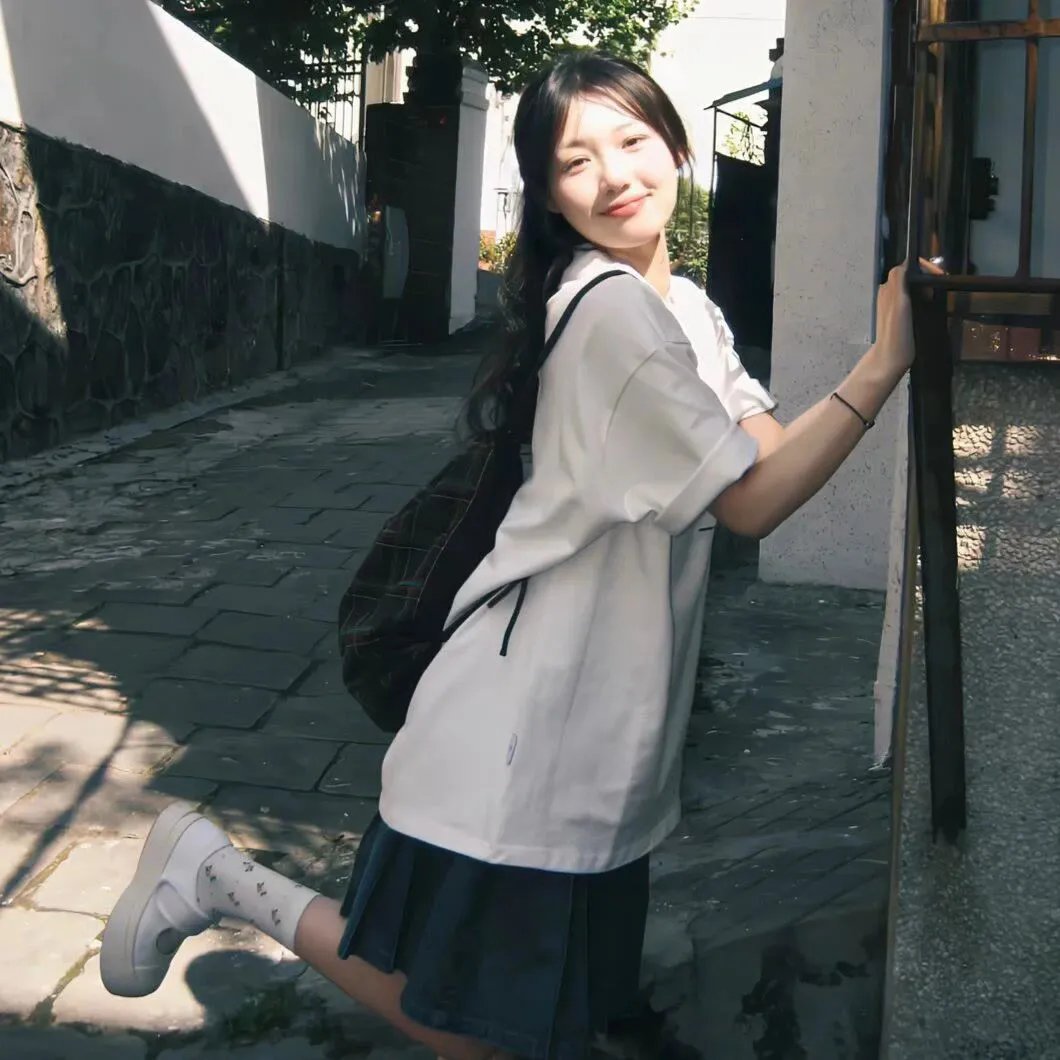 金发美人